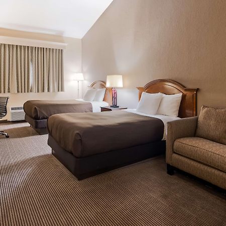 Best Western University Inn Ithaca Bagian luar foto